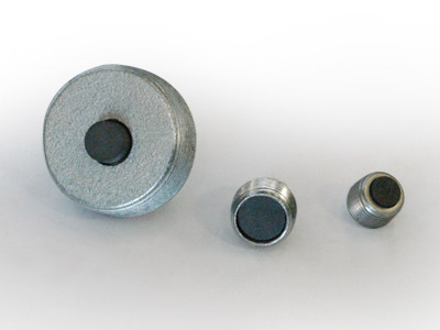 Magnetic Plugs